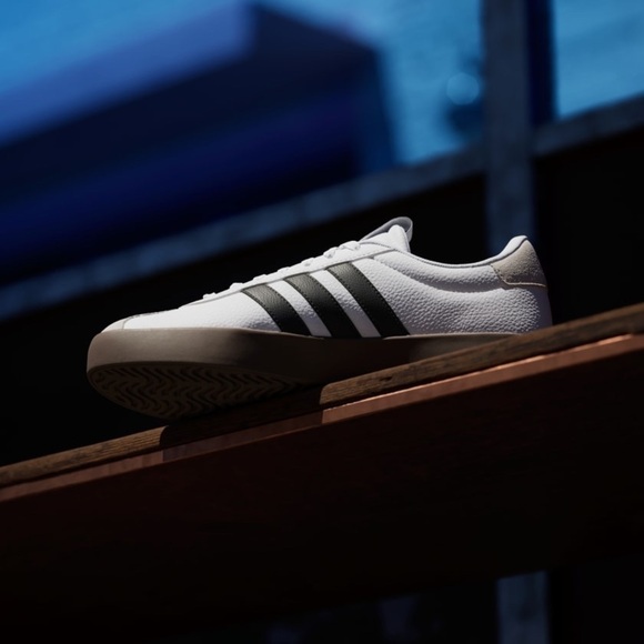 NIB Adidas Men\'s VL COURT 3.0 SHOES Size 10???